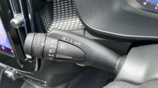 Volvo XC40 2.0 B4P Plus Dark 5dr Auto Petrol Estate